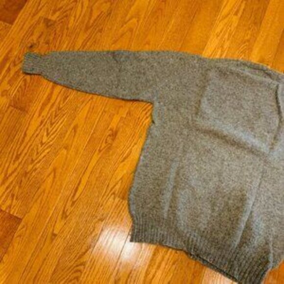 Paul Stuart Sweater Mens 100% Wool Crewneck Pullover Size Large Made In Scotland - Picture 16 of 16